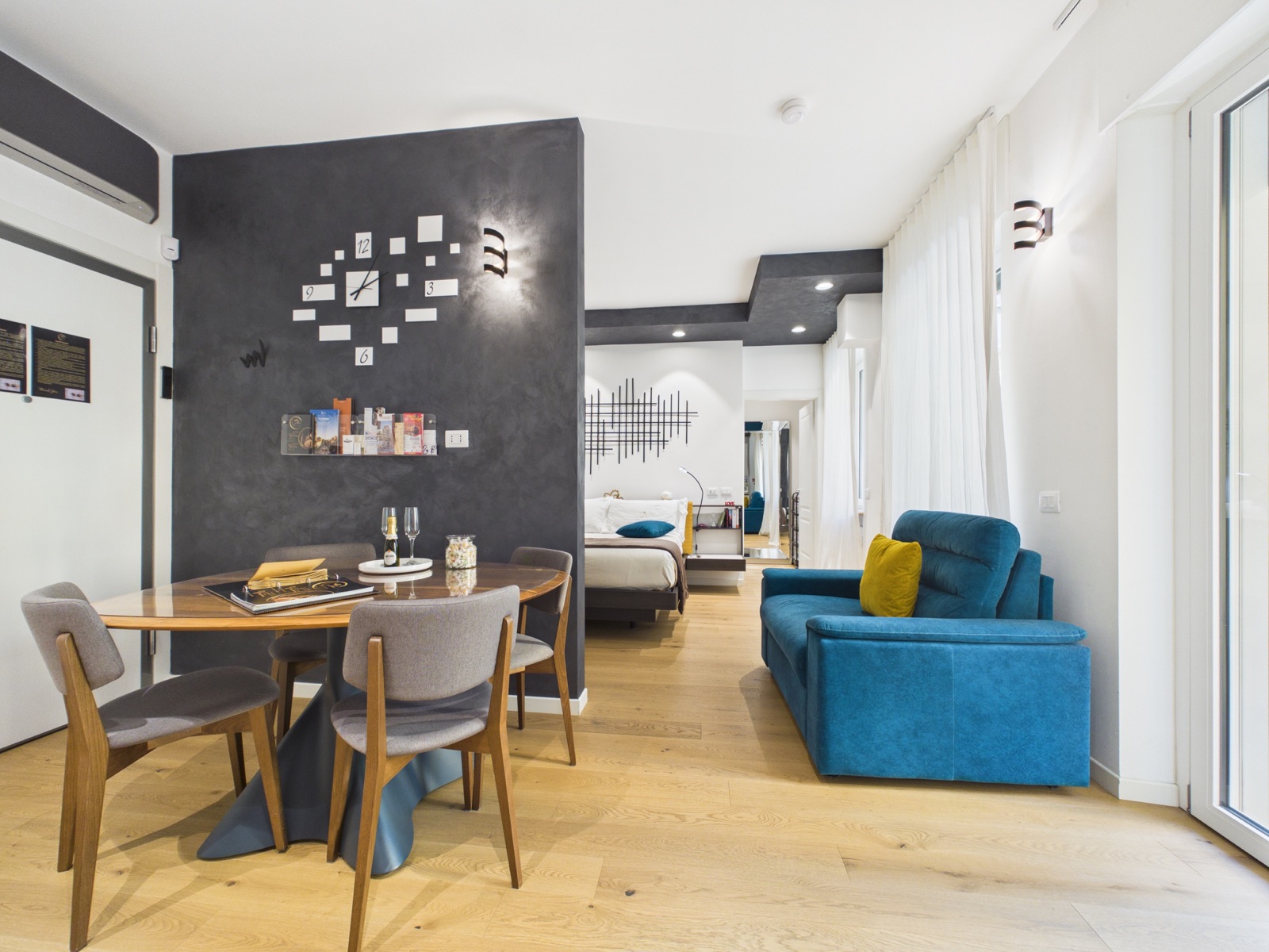 Callas Luxury Suite — B&B, progetto Visualestate