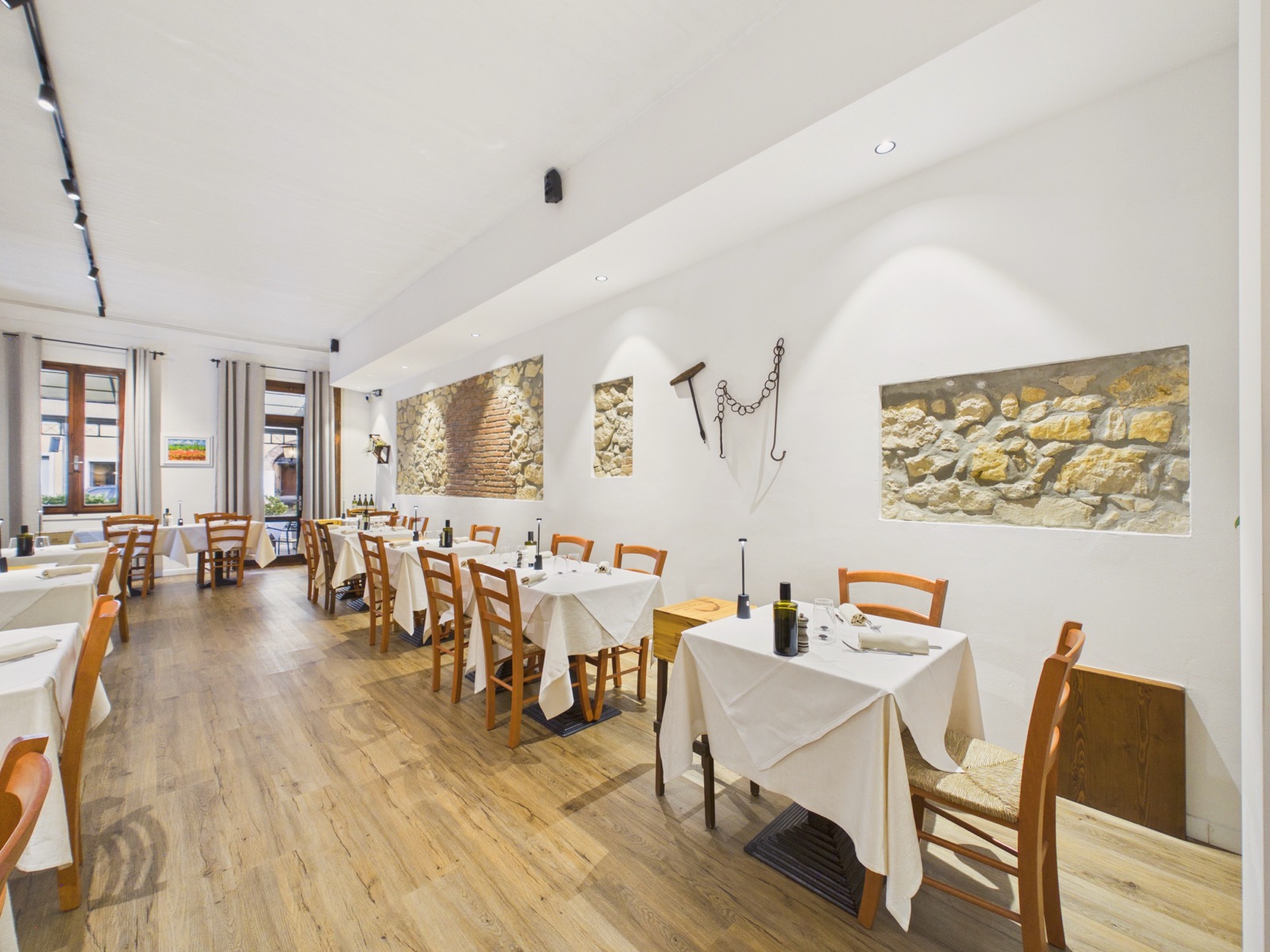 Quinto Quarto Wine Restaurant — dettaglio interno