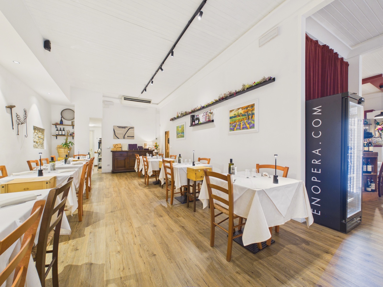 Quinto Quarto Wine Restaurant — dettaglio interno